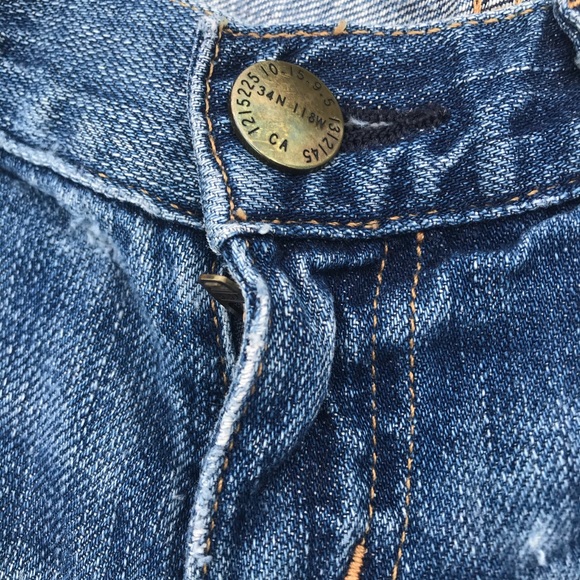 Low Rise Ripped Jeans Shorts - Picture 3 of 7